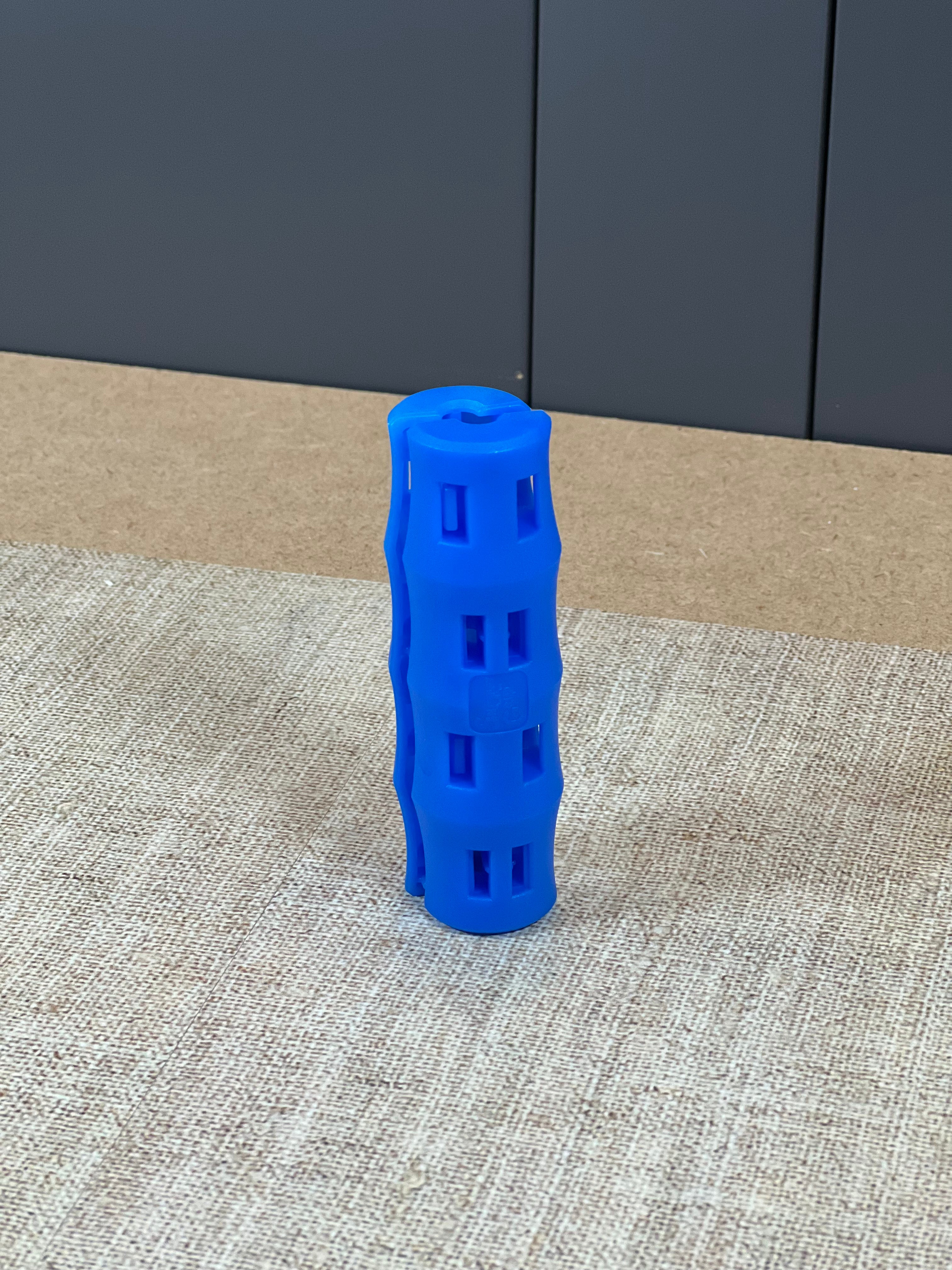 SNAPPY GRIP ERGONOMIC BUCKET HANDLE - BLUE